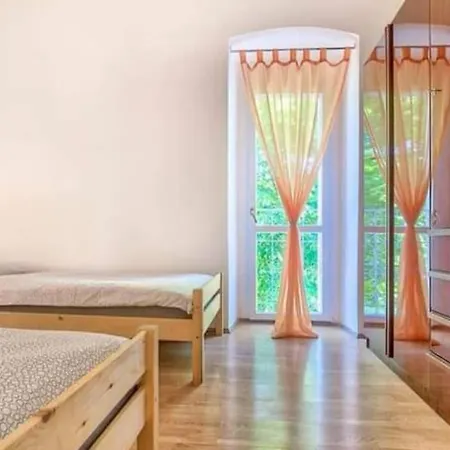 شقة Zara Center بولا